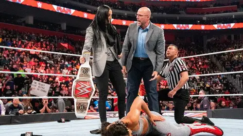 Raw Temporada 30 Episodios 15 • Sub Español