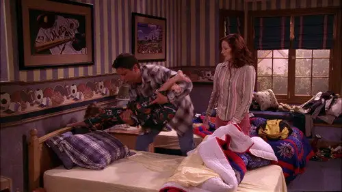 Todo el mundo quiere a Raymond Temporada 8 Episodios 3 • Sub Español