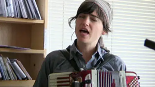 NPR Tiny Desk Concerts Sezon 2 Odc 25 • Online