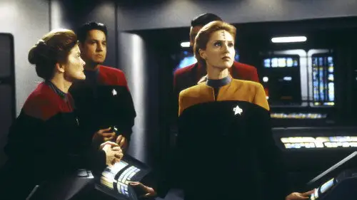 Star Trek: Voyager Temporada 7 Episodios 11 • Sub Español