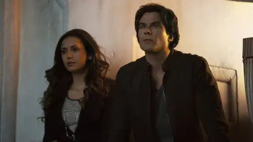 Crónicas vampíricas Temporada 6 Episodios 20 • Sub Español