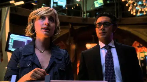 Smallville Temporada 9 Episodios 3 • Sub Español