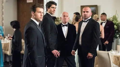 DC's Legends of Tomorrow Temporada 2 Episodios 5 • Sub Español