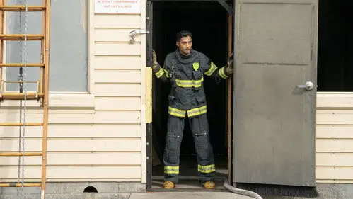 9-1-1 Temporada 6 Episodios 14 • Sub Español