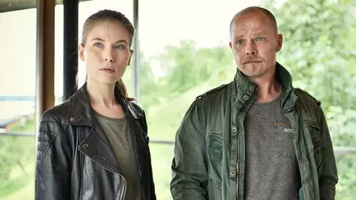 Los muertos del lago de Constanza Temporada 1 Episodios 12 • Sub Español