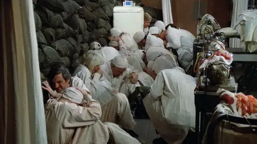 M*A*S*H Temporada 11 Episodios 16 • Sub Español
