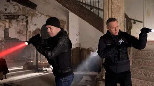 Chicago P.D. Temporada 6 Episodios 16 • Sub Español