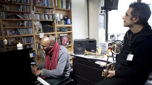 NPR Tiny Desk Concerts Sezon 6 Odc 12 • Online