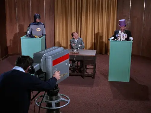 Batman Temporada 2 Episodios 18 • Sub Español
