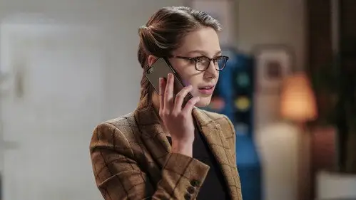 Supergirl Temporada 2 Episodios 15 • Sub Español