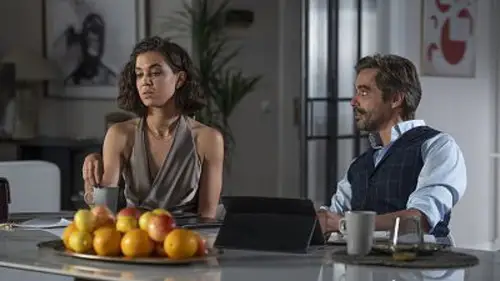 4 estrellas Temporada 2 Episodios 3 • Sub Español