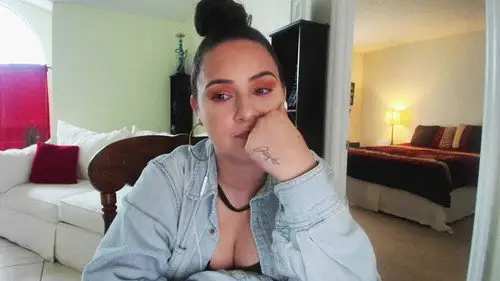 Catfish: Mentiras en la Red Temporada 8 Episodios 16 • Sub Español