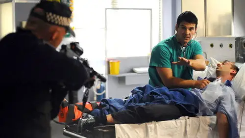 Casualty Temporada 24 Episodios 13 • Sub Español