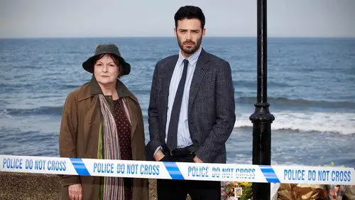 Vera Temporada 4 Episodios 2 • Sub Español