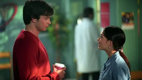 Smallville Temporada 2 Episodios 8 • Sub Español