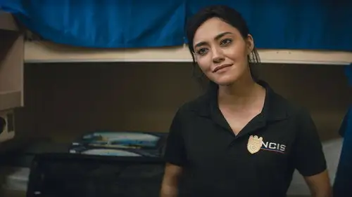 NCIS: Hawaiʻi Temporada 2 Episodios 13 • Sub Español
