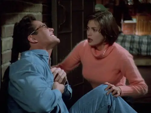 Lois y Clark: Las nuevas aventuras de Superman Temporada 3 Episodios 12 • Sub Español