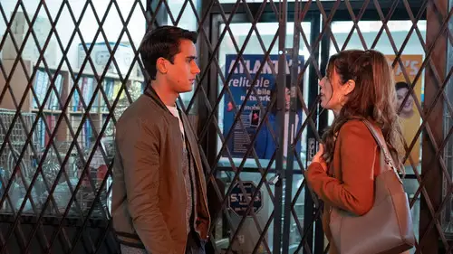 Con amor, Victor Temporada 2 Episodios 9 • Sub Español
