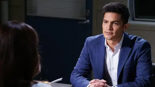 Pequeñas mentirosas Temporada 7 Episodios 16 • Sub Español