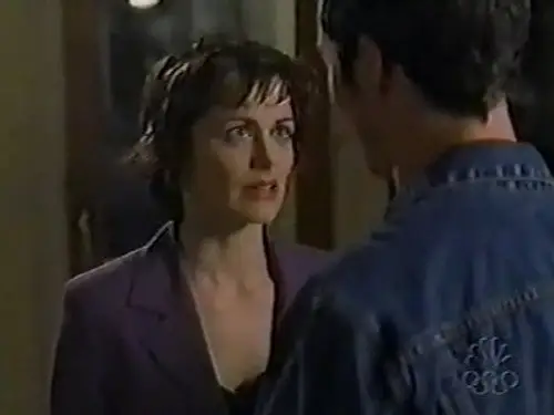 Ed Temporada 1 Episodios 18 • Sub Español
