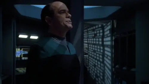 Star Trek: Voyager Temporada 4 Episodios 23 • Sub Español
