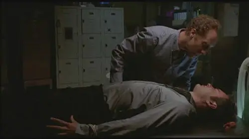 Nip/Tuck, a golpe de bisturí Temporada 2 Episodios 13 • Sub Español