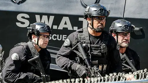 S.W.A.T.: Los hombres de Harrelson Temporada 4 Episodios 15 • Sub Español