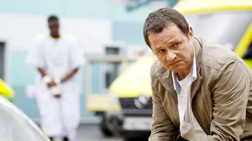 Casualty Temporada 27 Episodios 6 • Sub Español