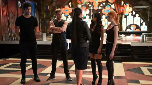 Cazadores de sombras Temporada 1 Episodios 5 • Sub Español