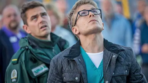 Casualty Temporada 30 Episodios 22 • Sub Español