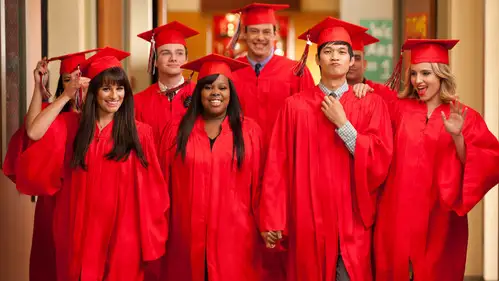 Glee Temporada 3 Episodios 22 • Sub Español