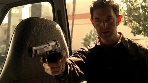 24 Temporada 5 Episodios 8 • Sub Español