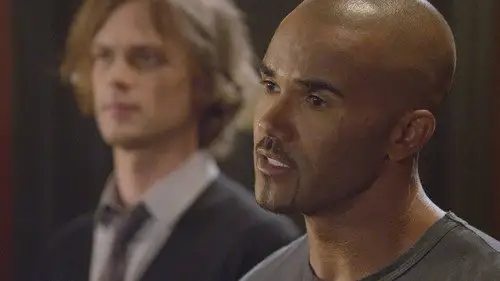 Mentes criminales Temporada 10 Episodios 8 • Sub Español
