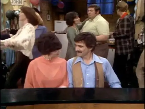 One Day at a Time Temporada 2 Episodios 16 • Sub Español