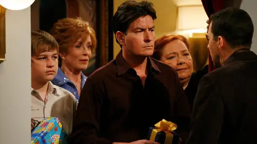 Dos hombres y medio Temporada 6 Episodios 14 • Sub Español