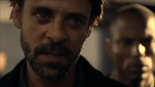 24 Temporada 6 Episodios 4 • Sub Español