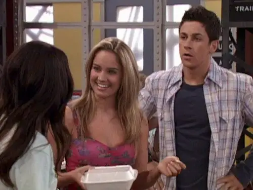 Los magos de Waverly Place Temporada 1 Episodios 9 • Sub Español
