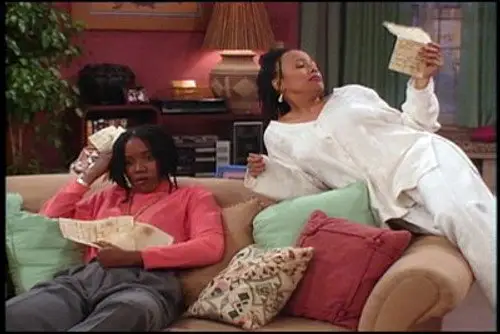 Living Single Temporada 1 Episodios 16 • Sub Español