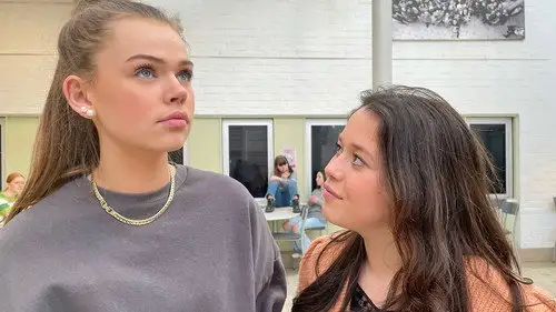 Strula Temporada 1 Episodios 1 • Sub Español