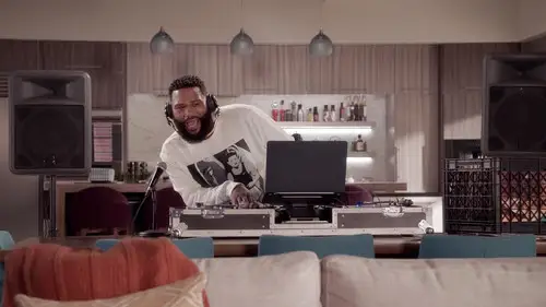 Black-ish Temporada 7 Episodios 19 • Sub Español