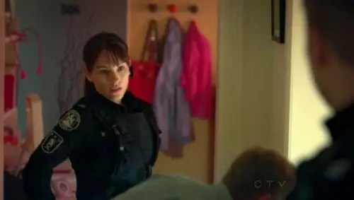 Flashpoint Temporada 3 Episodios 11 • Sub Español
