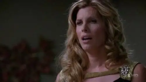 Nip/Tuck, a golpe de bisturí Temporada 6 Episodios 6 • Sub Español