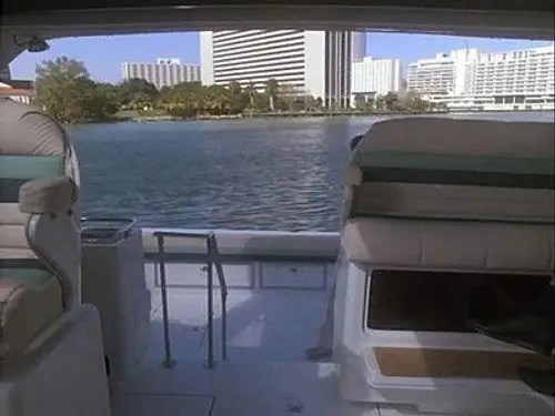 Corrupción en Miami Temporada 3 Episodios 19 • Sub Español