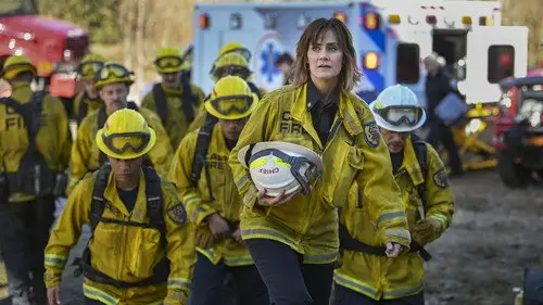 Fire Country Temporada 1 Episodios 22 • Sub Español