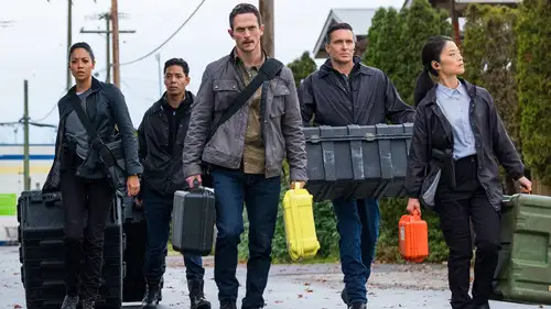 Debris Temporada 1 Episodios 2 • Sub Español