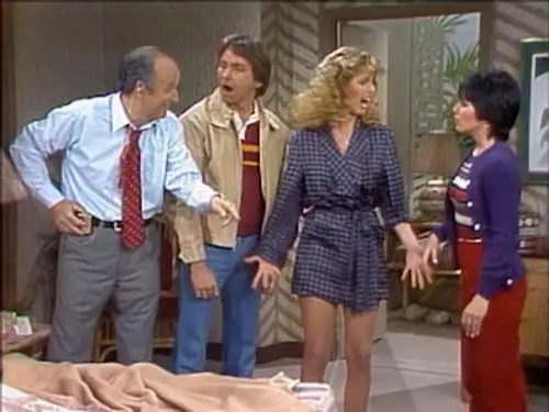 Apartamento para tres Temporada 5 Episodios 21 • Sub Español