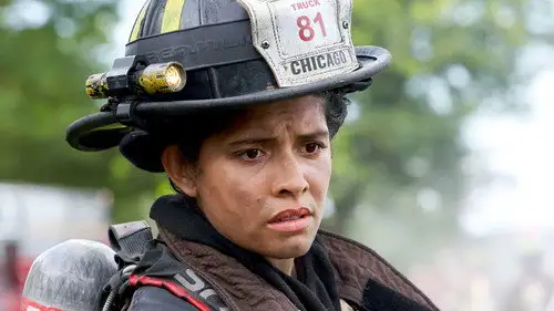 Chicago Fire Temporada 11 Episodios 1 • Sub Español
