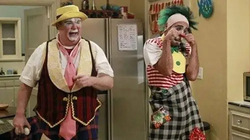 Modern Family Temporada 3 Episodios 18 • Sub Español