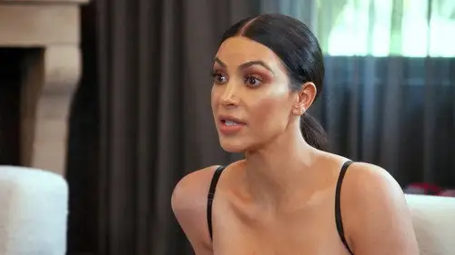 Las Kardashian 2007 Temporada 13 Episodios 13 • Sub Español