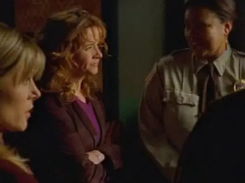 Ed Temporada 4 Episodios 15 • Sub Español